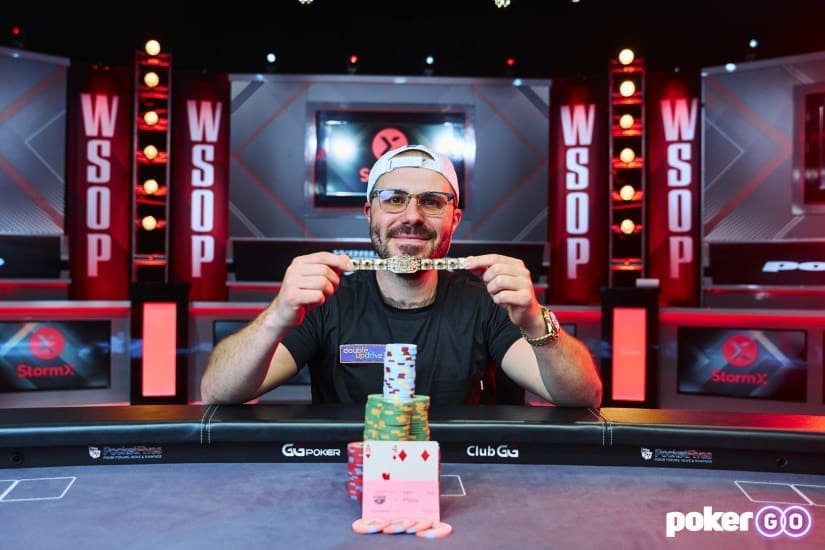 Dan Smith WSOP bracelet win in 2022 Heads-Up Championship